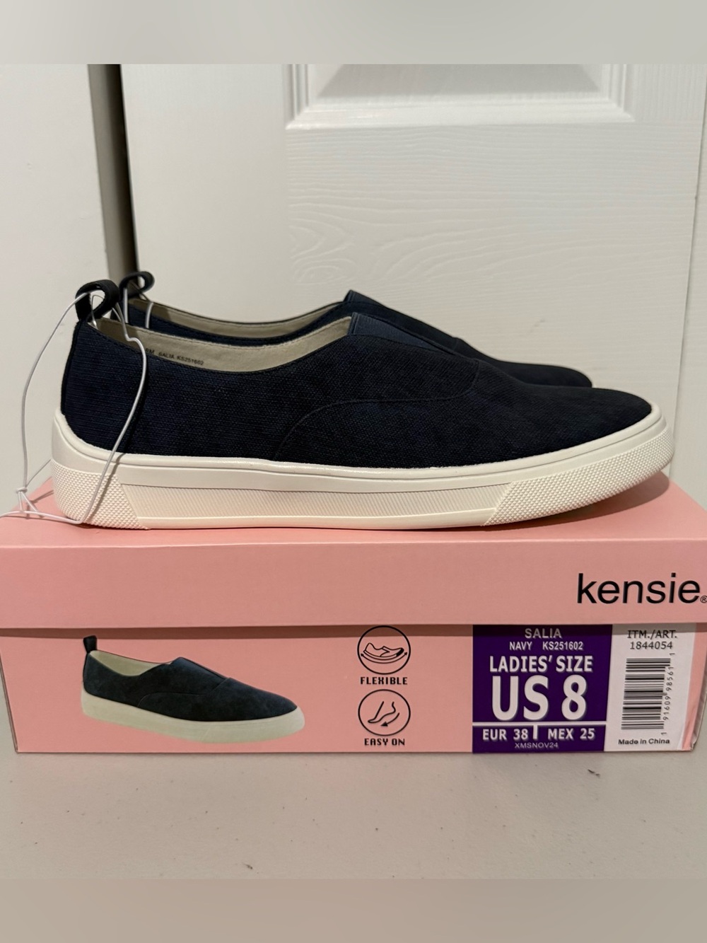 Kensie Salia Navy Ladies Size Canvas Slip-on Shoe Size 8